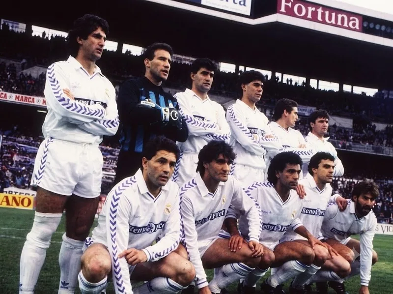 Biệt danh của Real Madrid gắn liền với màu áo trắng truyền thống