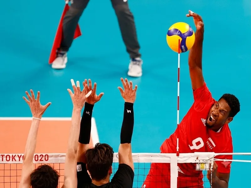 Wilfredo Leon khoác áo tuyển Ba Lan sau hành trình từ Cuba